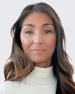 LaurenKelley-headshot-website2